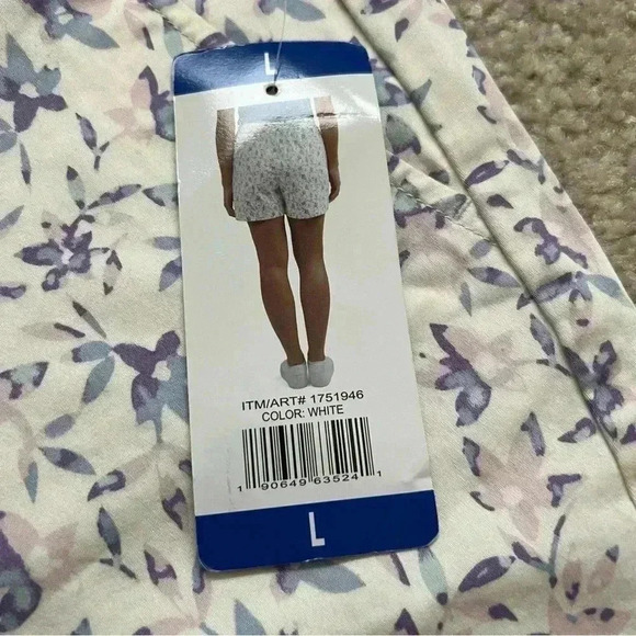 Jachs Girlfriend NWT Stretch Satin Chino Shorts Floral Women Size Large 1751946 - Picture 7 of 11